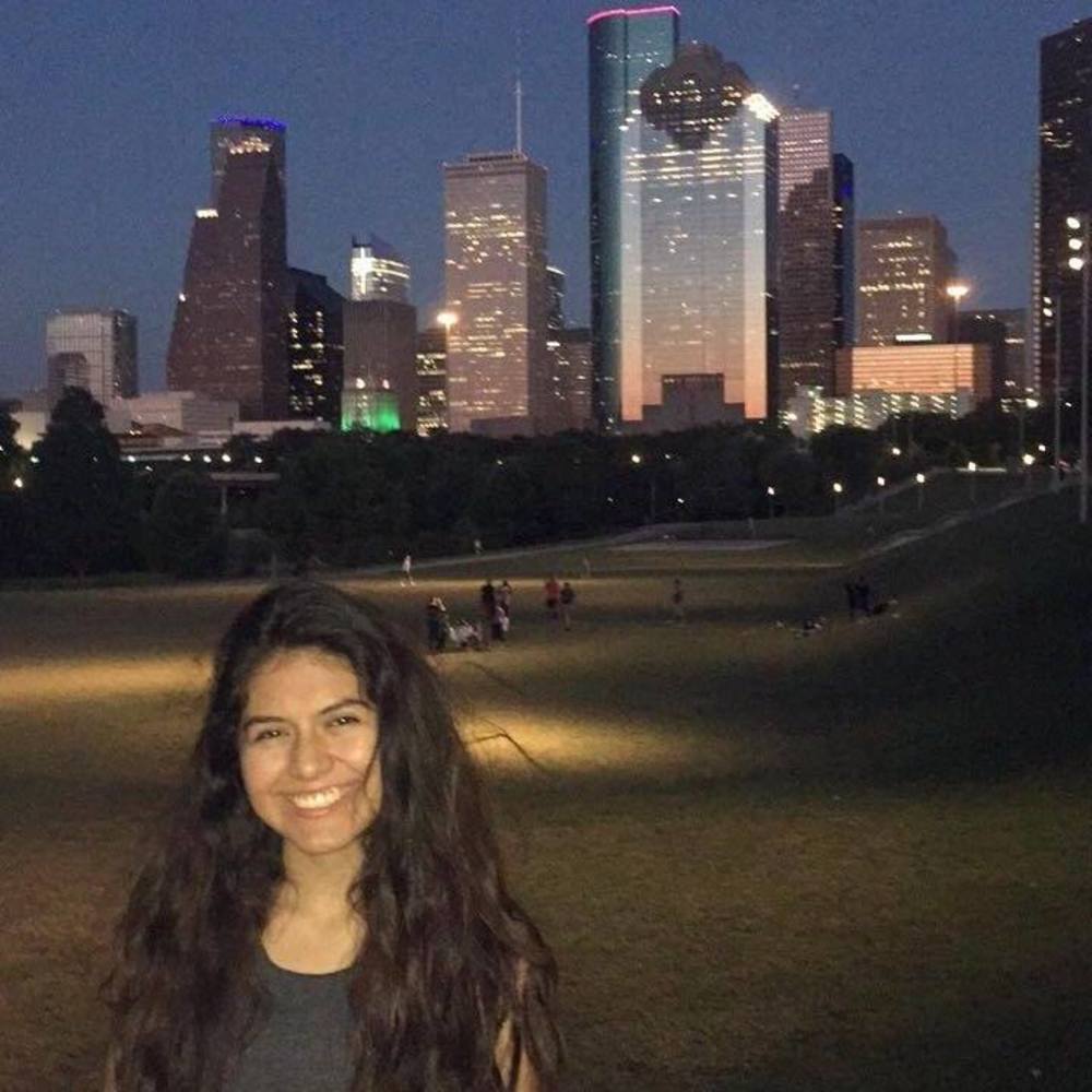 Meet your Posher, Cynthia